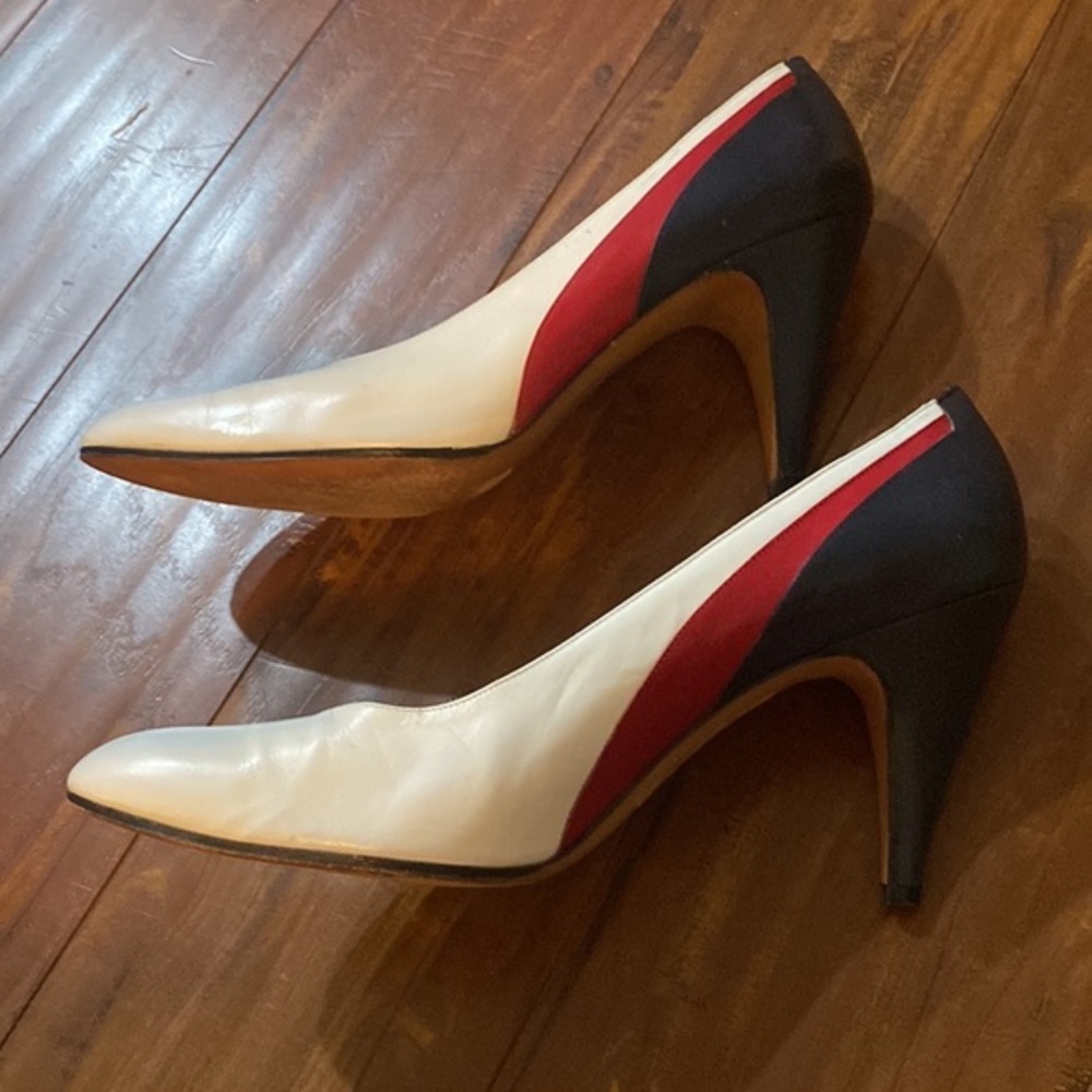 Vintage Salvatore Ferragamo for Saks Navy Red White Leather Pumps 7.5 AA - Picture 5 of 11